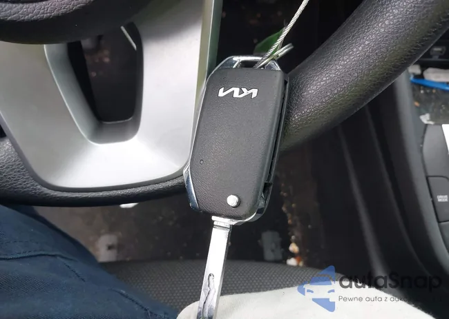 3KPF24AD8RE775180: 43754472