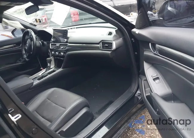 1HGCV1F3XNA061039: 43754513