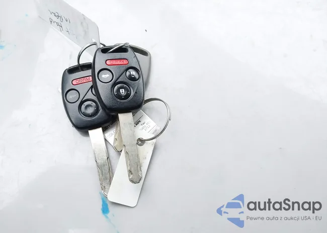 2HGFG1B86AH522693: 43753625