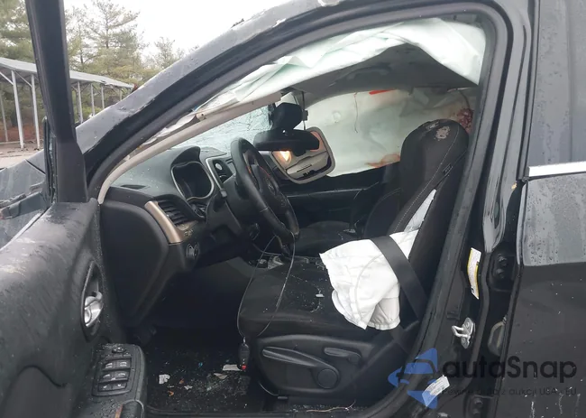 1C4PJMCBXFW715101: 43753642