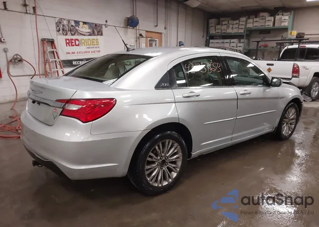 1C3BC1FG6BN539257: 43753693