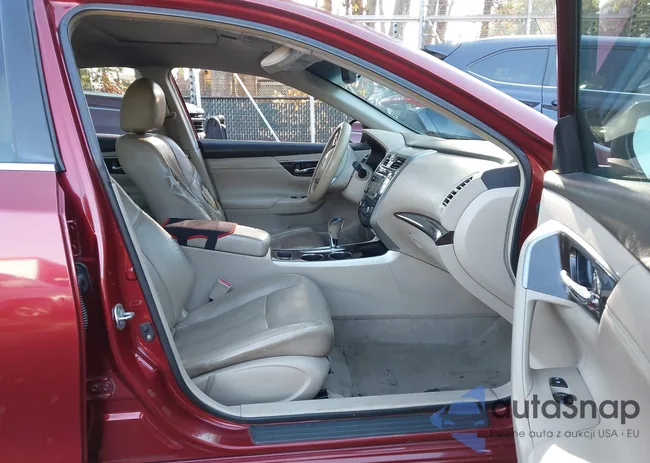 1N4AL3AP6DC226885: 43753719