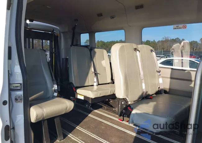 1FDAX2C88MKA75614: 43753863