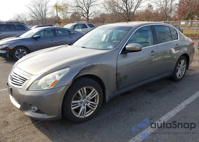 JN1CV6AR0DM353757: 43753943