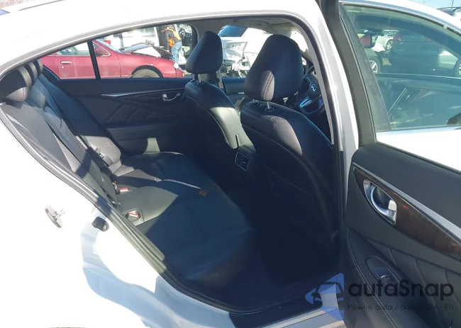 JN1EV7AR0JM445073: 43753961