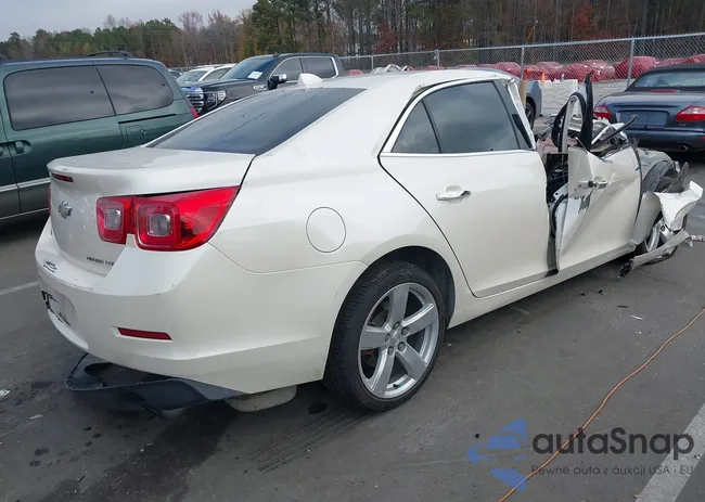 1G11J5SX1EF123408: 43755239