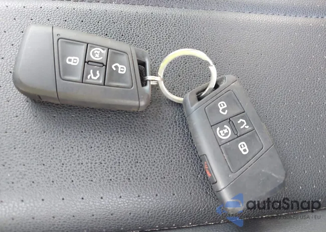 3VVCB7AX8PM078918: 43755253