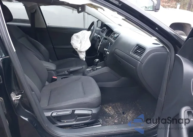 3VW2K7AJ0FM263921: 43755299