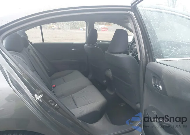 1HGCR2F33FA103384: 43755349