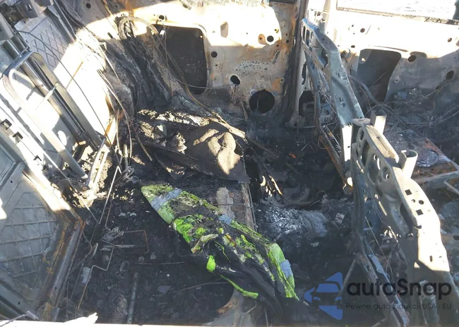 1VWAT7A36HC011430: 43755367