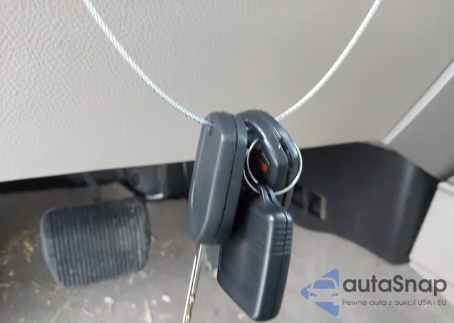 1FMJU2A52BEF26713: 43754796