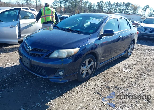 2T1BU4EE9BC666713: 43754996