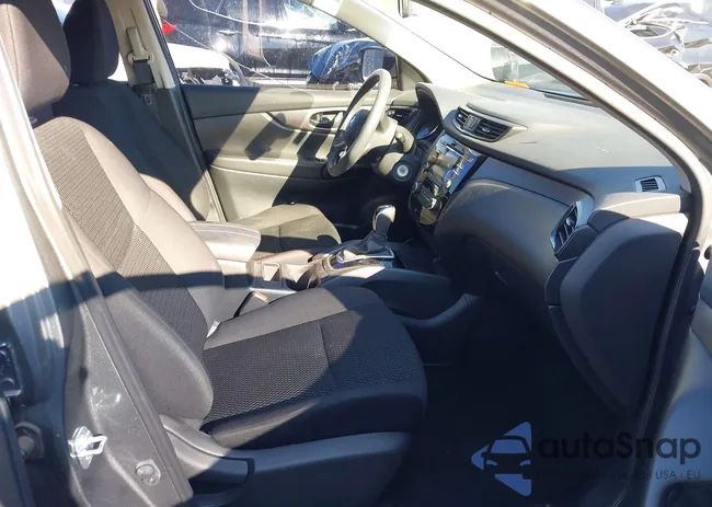 JN1BJ1CP9JW102497: 43756179