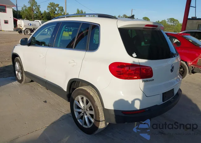 WVGRV7AX5HK009401: 43756302