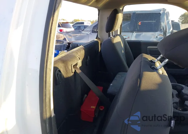 3C6JR6DT1KG532235: 43756336