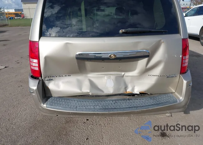 2A8HR64XX9R513609: 43756374