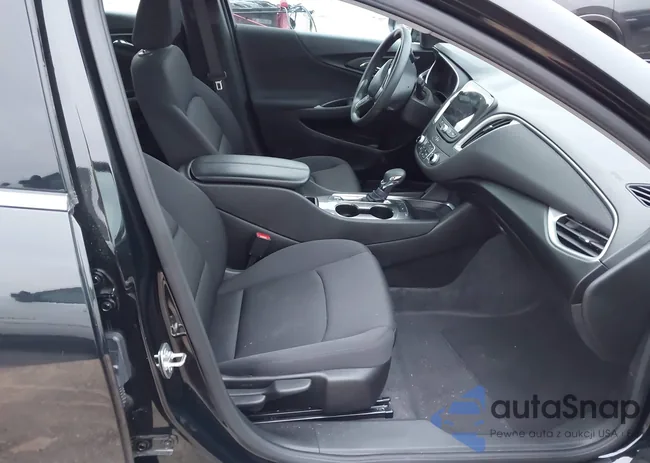 1G1ZD5ST4RF241725: 43756410