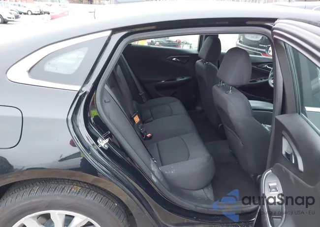 1G1ZD5ST4RF241725: 43756410