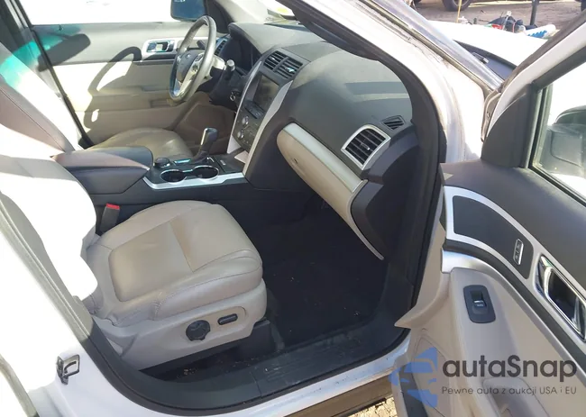 1FM5K8D80FGC52762: 43756471