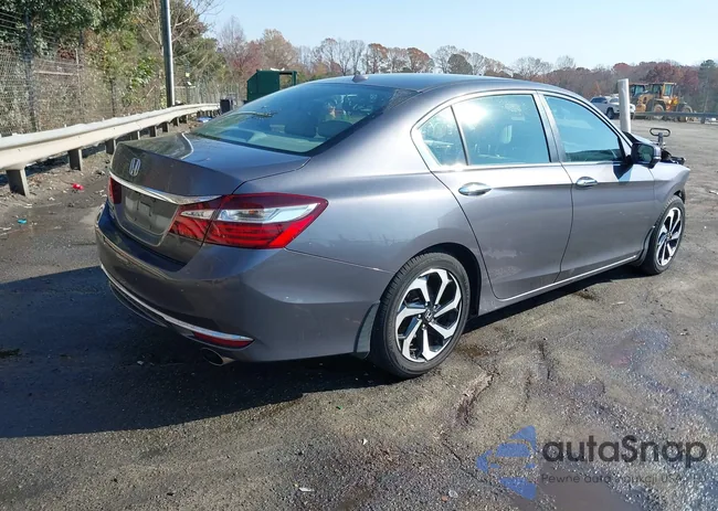 1HGCR2F83GA236479: 43755642