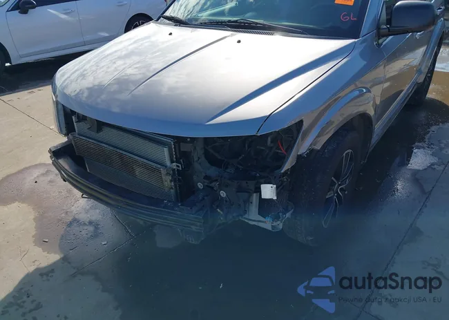 3C4PDCAB7JT519958: 43755688