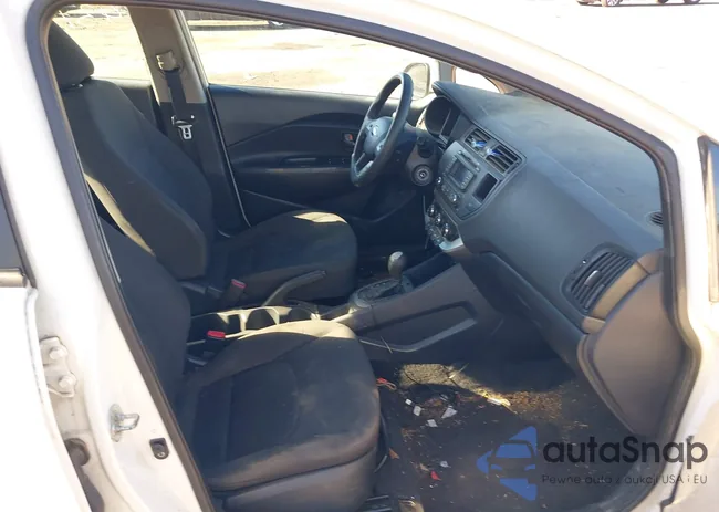 KNADM4A32F6489820: 43755935