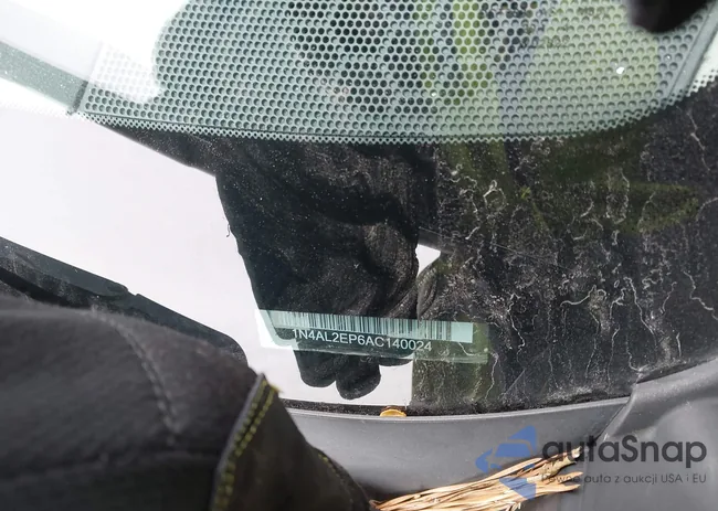 1N4AL2EP6AC140024: 43755946