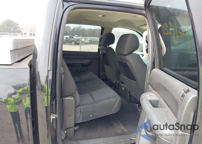 1GCPKSE76CF151789: 43757008