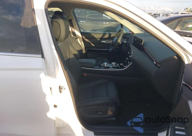 KMUMADTB3TU259143: 43757040