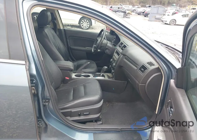 3FAHP0JA1BR245971: 43757075