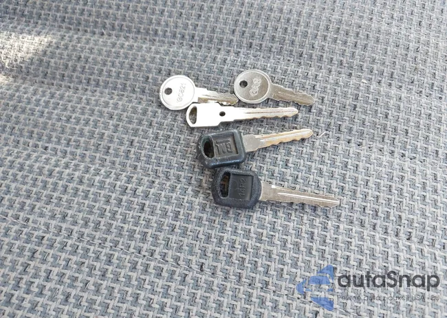 1GCEC14M2WZ120001: 43757260