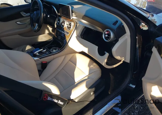 55SWF4JB7GU077491: 43757365