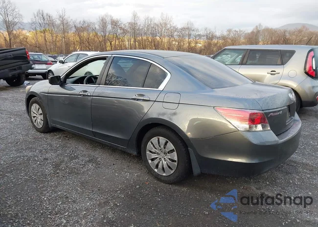 1HGCP2F38AA086516: 43757597