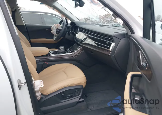 WA1LCBF7XSD001327: 43756709