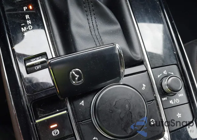 3MVDMBDYXPM507396: 43756763