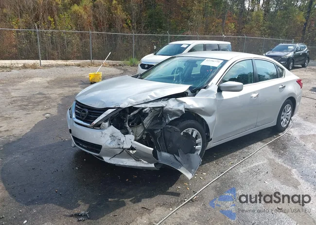 1N4AL3AP5HC281687: 43756775