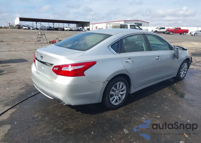 1N4AL3AP5HC281687: 43756775