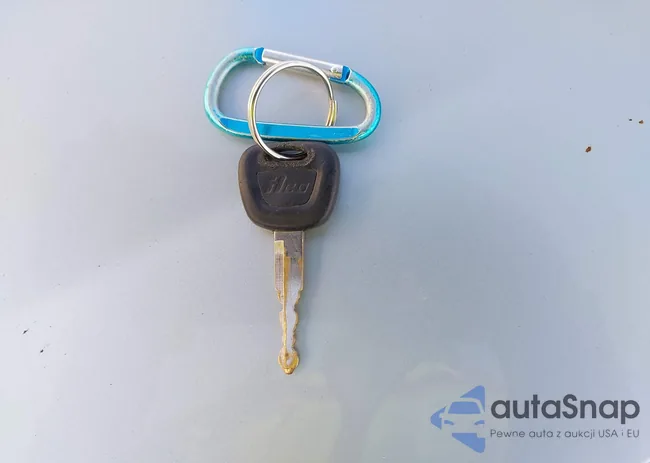 JS2YB413995101945: 43756798