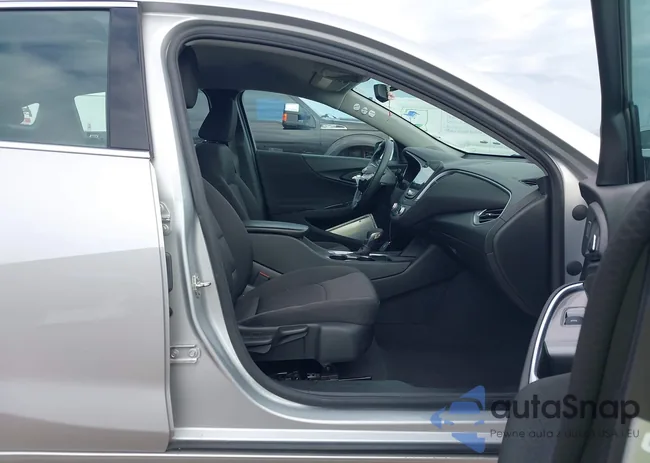 1G1ZD5ST9NF119274: 43756806