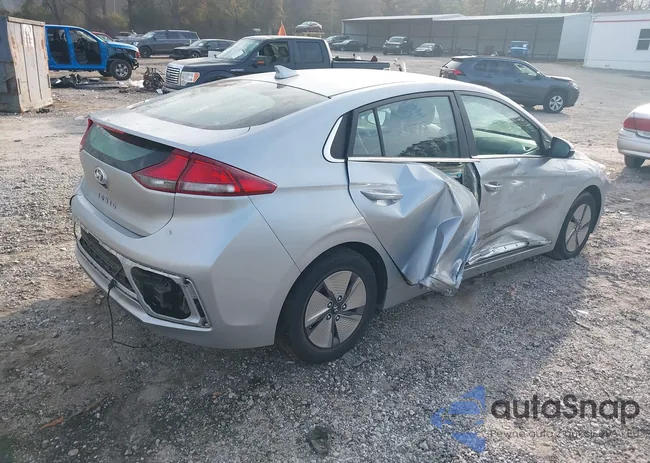 KMHC75LC5NU270770: 43756973