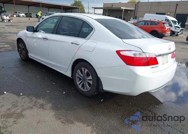 1HGCR2F3XFA145356: 43758025