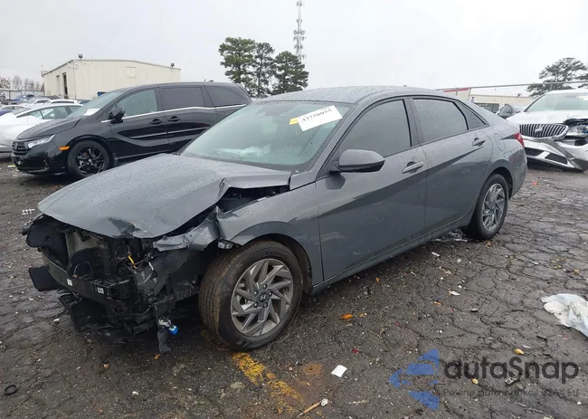 KMHLM4DG2RU830805: 43758055