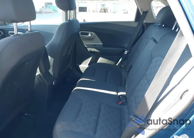 KNDCB3LC8K5251174: 43758170