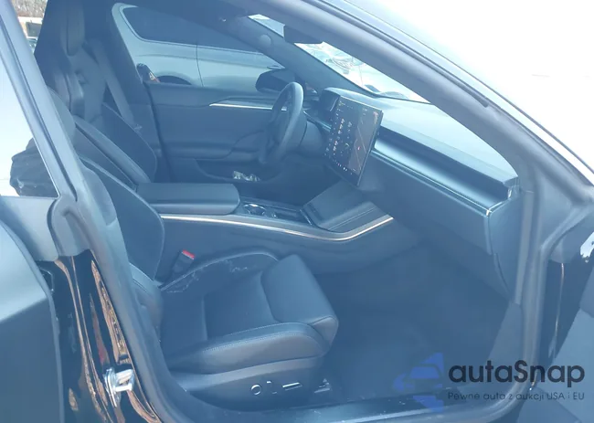 5YJSA1E67RF539979: 43758242