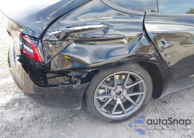 5YJ3E1EAXMF955496: 43758258