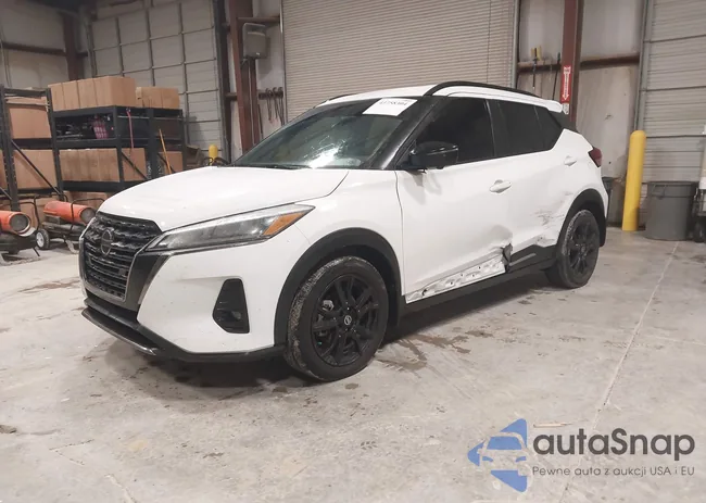 3N1CP5DV3ML561767: 43758304