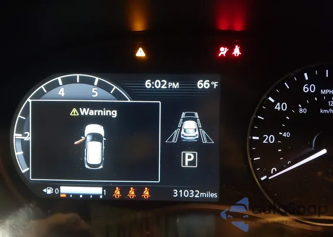 3N1CP5DV3ML561767: 43758304