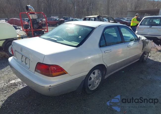 JH4KA9683WC009742: 43758358