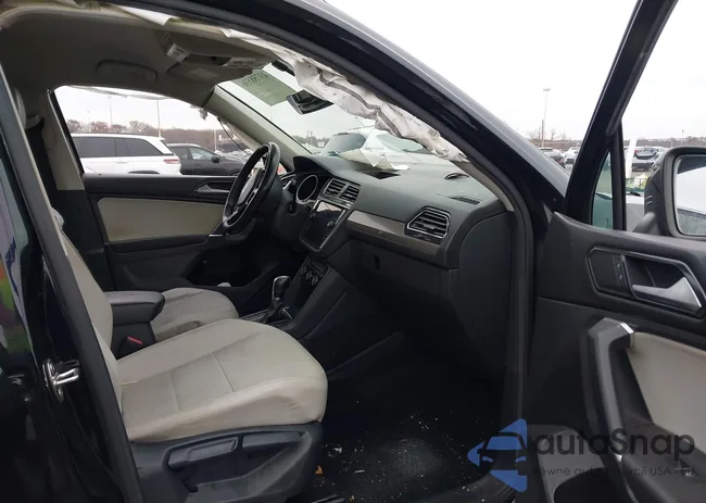 3VV2B7AX9JM152012: 43758536