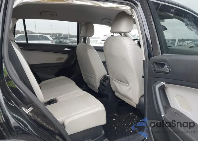 3VV2B7AX9JM152012: 43758536